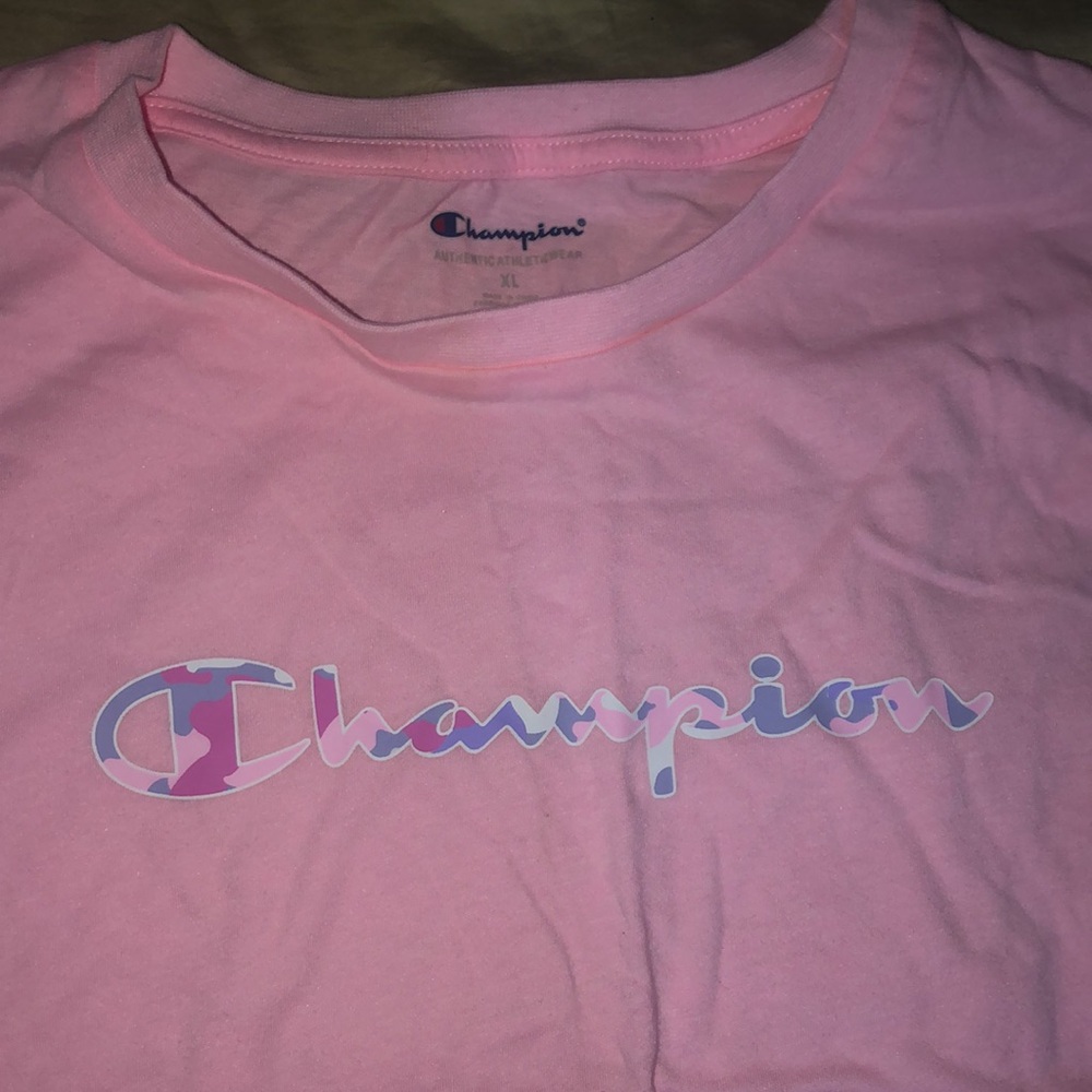 XL women Champion pink crop tee top